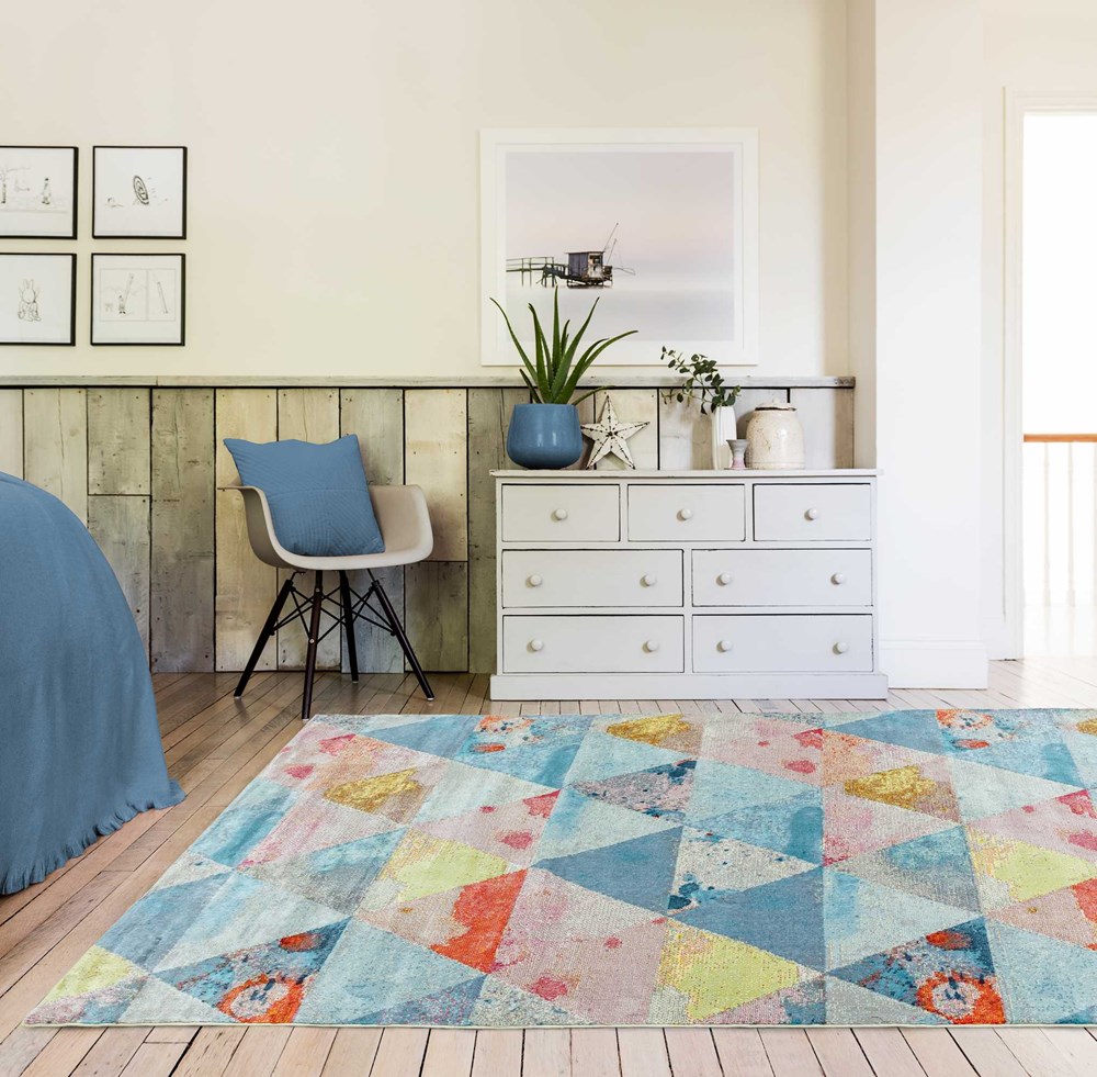 Amelie Triangles Abstract Rugs in AM03 Blue Multi